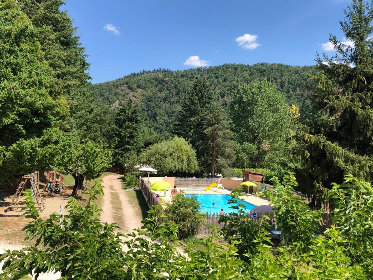 Camping Les Berges Du Doux Colombier-le-Vieux ภายนอก รูปภาพ